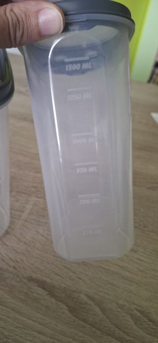 Контейнери за съхранение