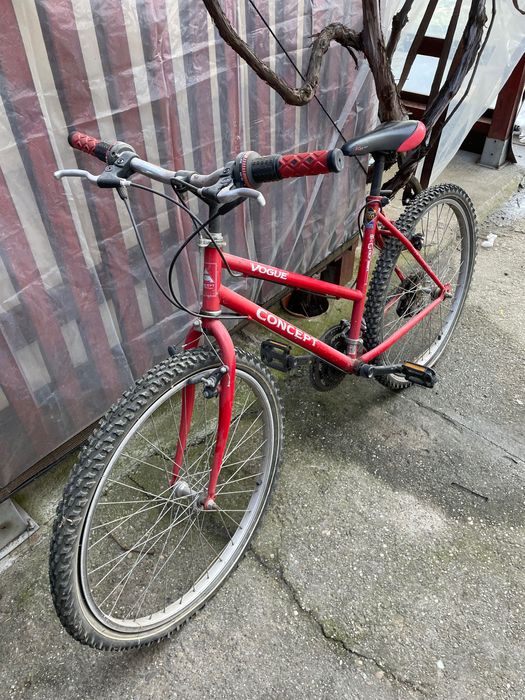 Vand bicicleta in stare buna