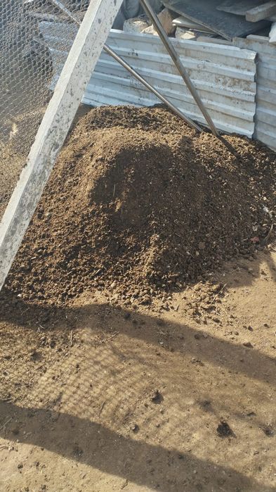 Продается Навоз в мешках .