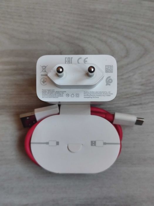 Vand kit incarcator 65W SuperVOOC si cablu OnePlus originale