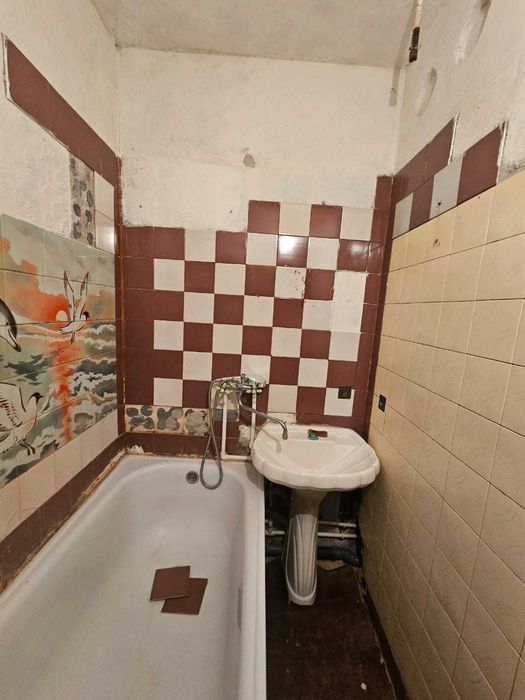 Продается 2 ком квартира район Автопарка