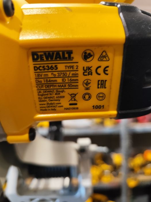 Акумулаторен настолен циркуляр пендула Девалт DeWALT DCS365 18V