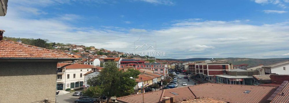 Продава се Етаж от къща в Велико Търново, Център - 134 кв.м за 1195 €/кв.м - Снимка #1