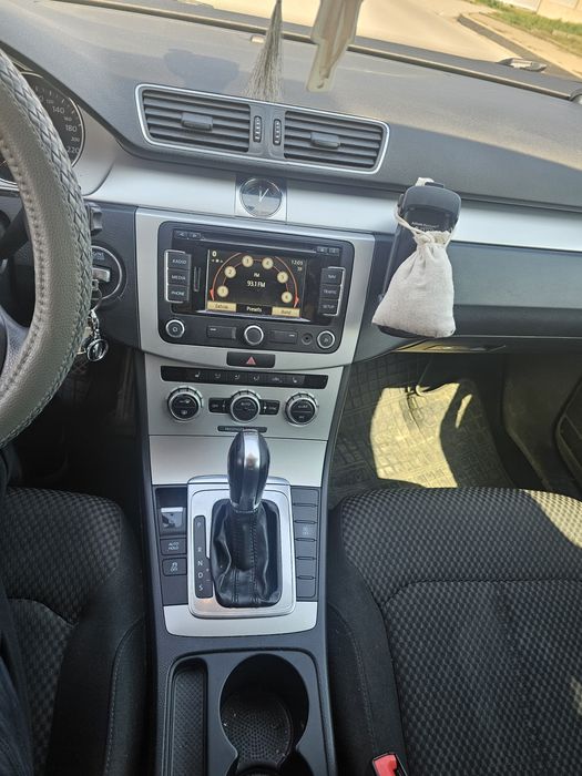 Volkswagen Passat 2014-Automat-Full Optiuni-intretinuta Exemplara