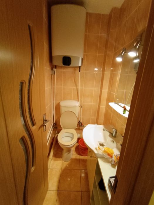Vand apartament 3 camere, decomandat, zona Brancoveanu