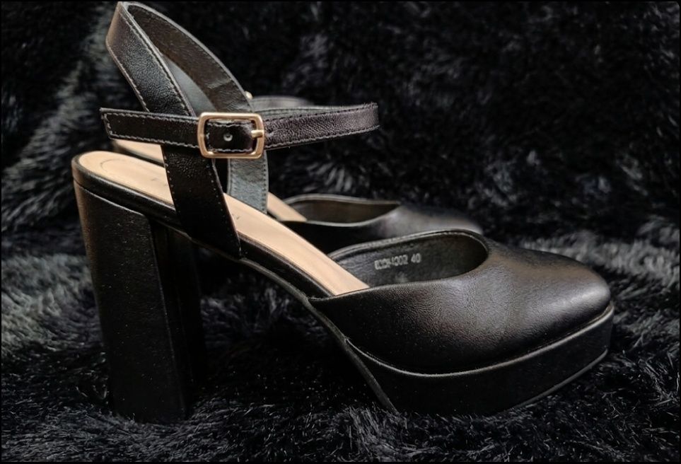 Туфли на платформе 40рр