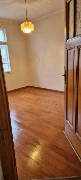 Продава се Тристаен апартамент в София, Център - 70 кв.м за 2286 €/кв.м - Снимка #3