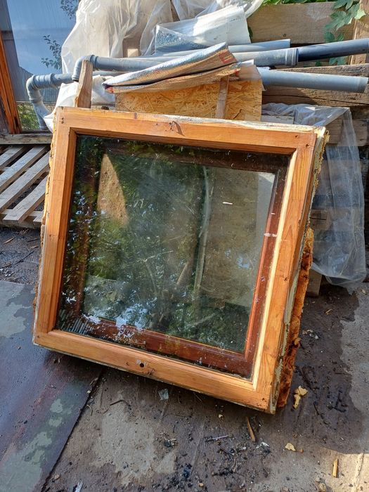 Продам оконные блоки.