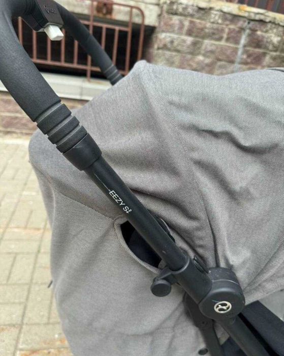 Лeгкая коляcкa пpогулочная