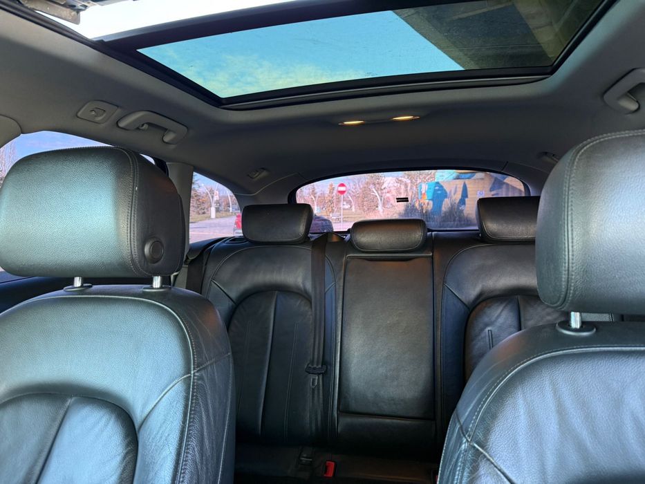 Vand Audi A6 C7 an 2012 motor 2.0 , cutie automată in stare bună