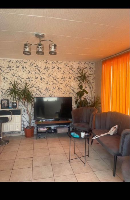 Vand casa cu spatiu comercial intre Unirii si Balcescu, Buzau