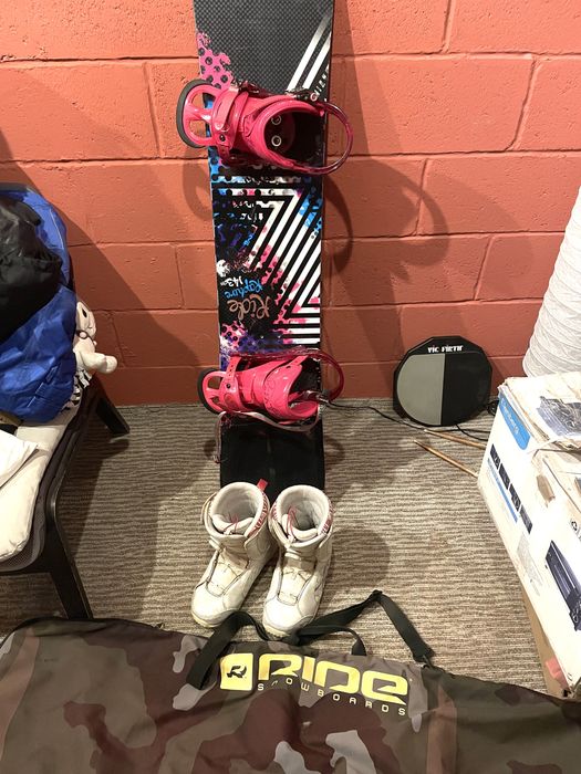 Сноуборд + ботинки