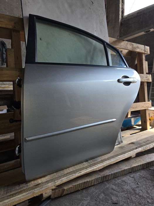 Ușă stânga spate mazda 6 2006 berlina