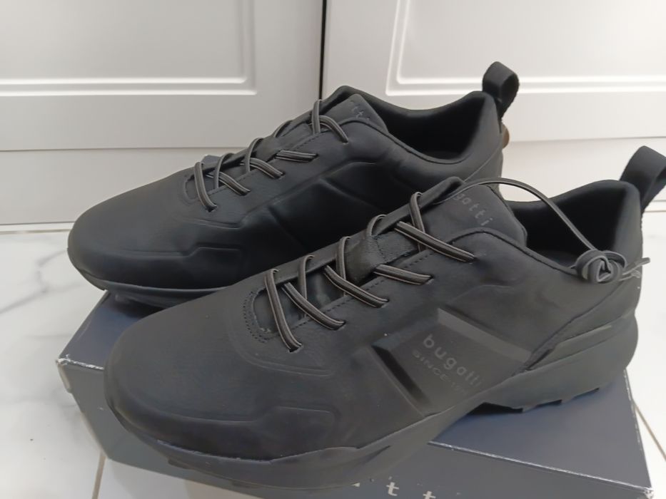 Bugatti оригинал 44 размер новые