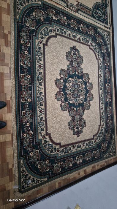 Гиламлар сотилади