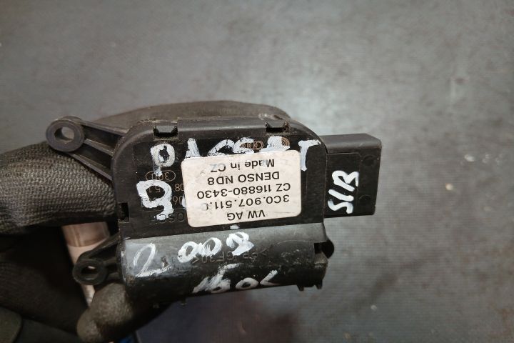 Motoras clapeta aeroterma 3C0907511C 3C0907511C Volkswagen VW Passat