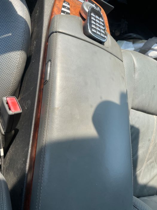 Pese auto Mercedes