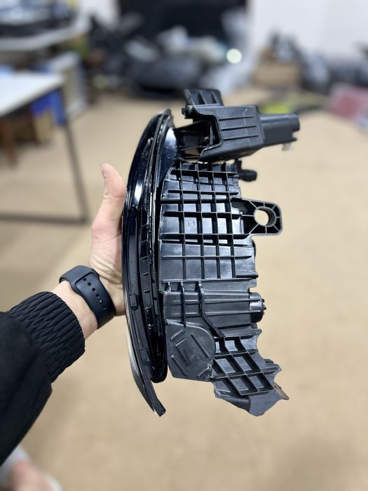 Li.9. Gabarit chiroq