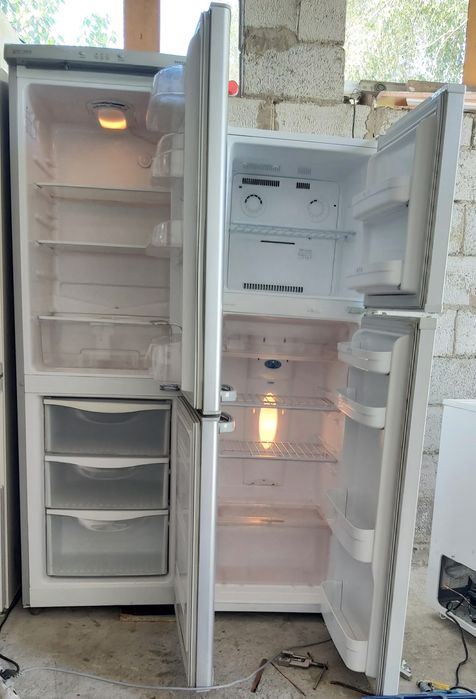 Продам холодильники