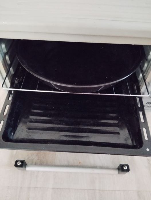 Продаётся духовой шкаф