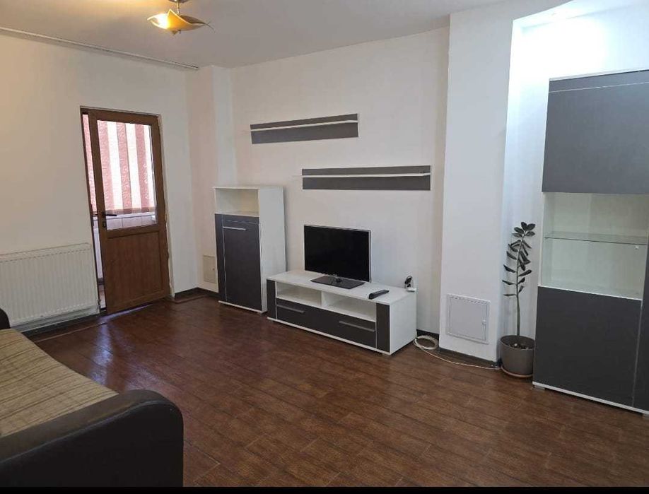 Garsoniera transformata in doua camere in Gavana 3 - Lumina