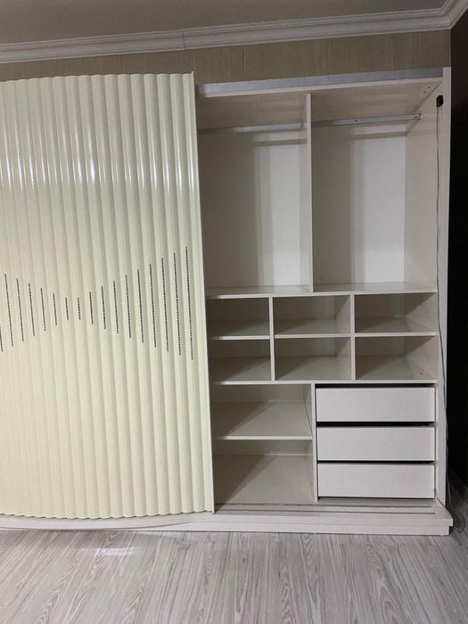 Шкаф для спальной