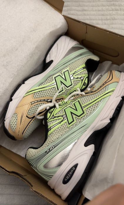 Кроссовки New Balance 740