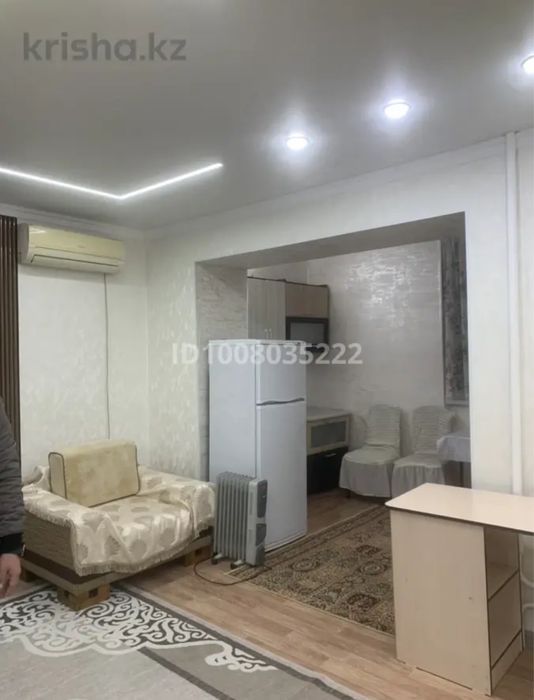 Сдам 2 х  в центре города. Срочно!