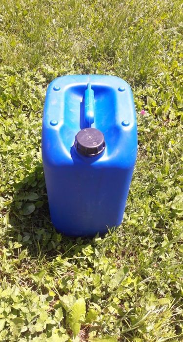 Туби Пластмасови за Нафта/Бензин