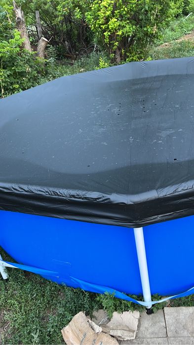 Бассейн новый,с крышкой