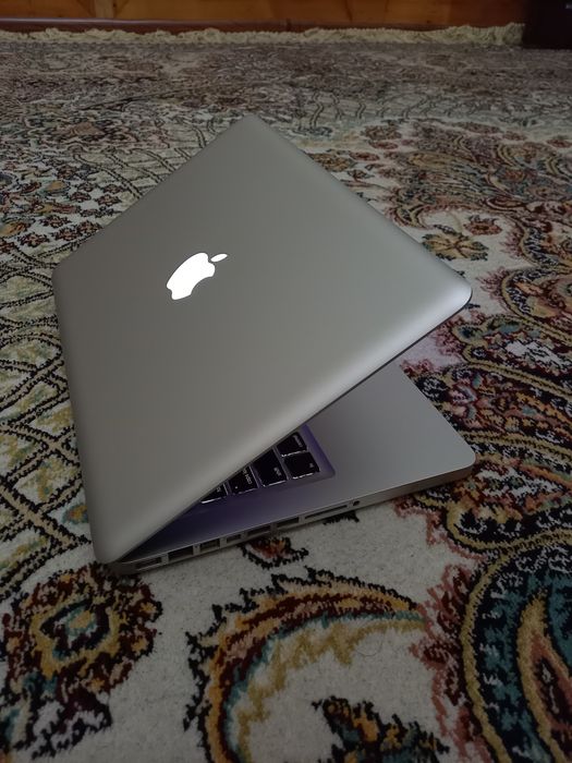MacBook Pro 16/256 GB