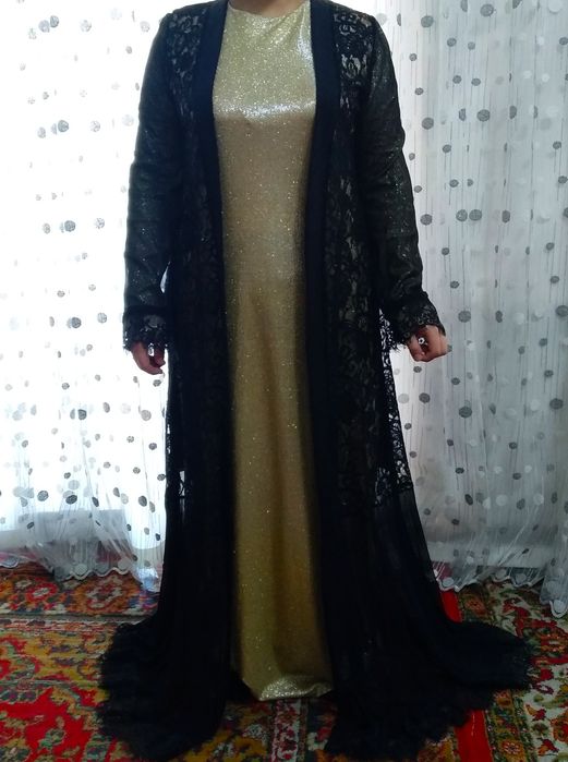 Vecherniy koylak sotiladi