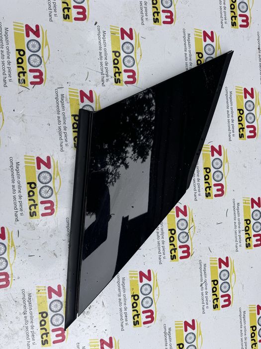 Ornament plastic haion portbagaj aripa spate fusta spate stop frana central Peugeot 2008 2020-2026