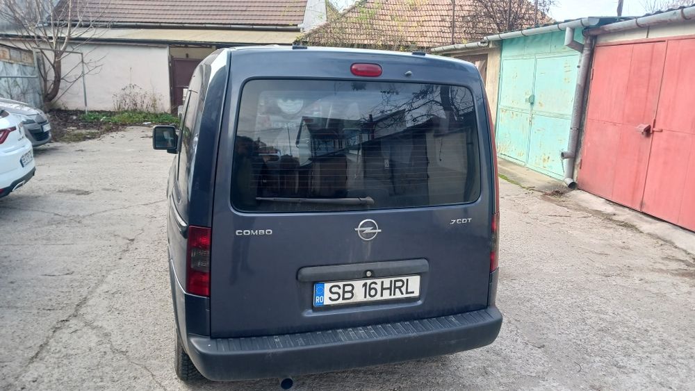 Opel combo  tour 2008