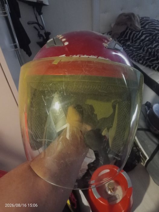 Продам шлем для мотоцикла