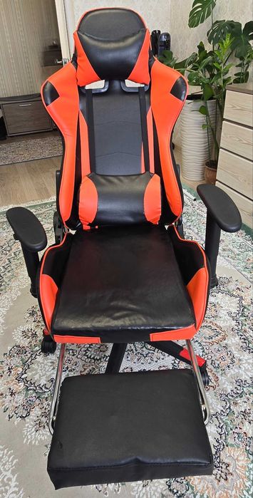 ПРОДАМ игровое компьютерное кресло