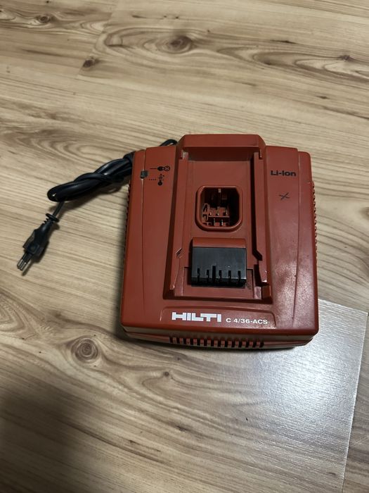 Hilti c4/36-acs Зарядно