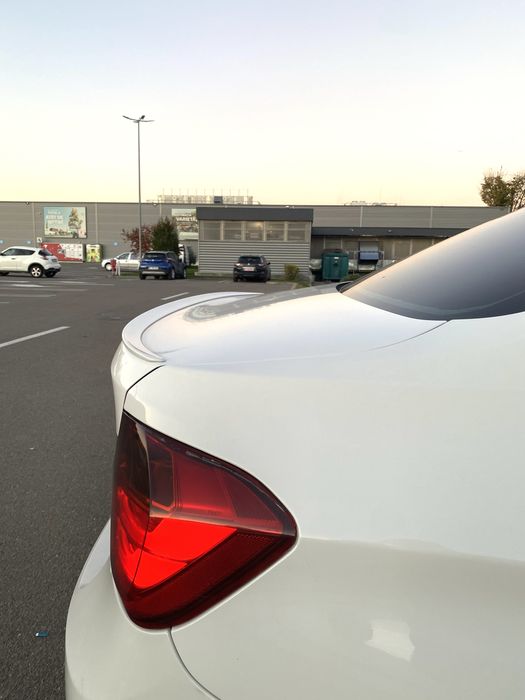 BMW F30 320d SPORT Line