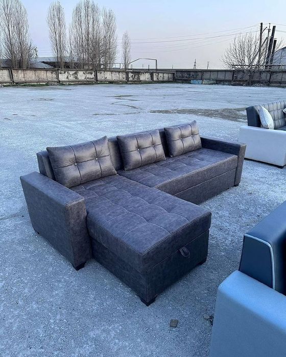 Раскладной диван и уголок