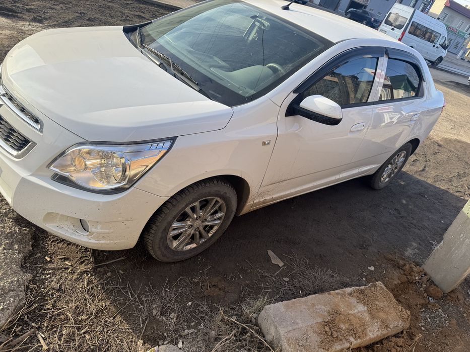 Продам шеврале кобальт