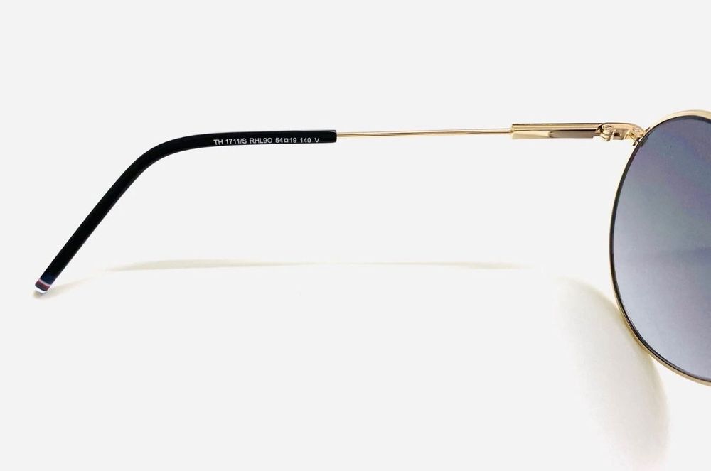 Оригинални Слънчеви Очила Tommy Hilfiger TH1711/S + Калъф