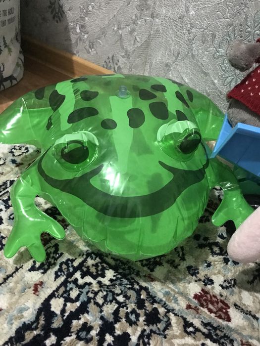 Продам игрушки разные