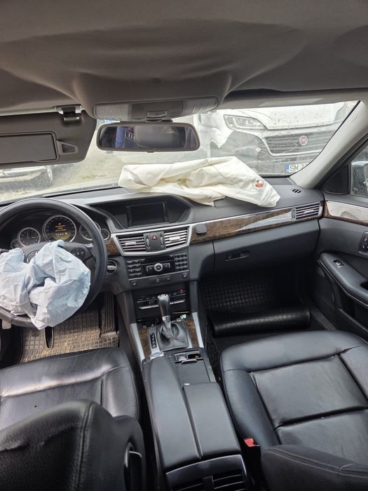 Mercedes Benz E class pentru piese E200