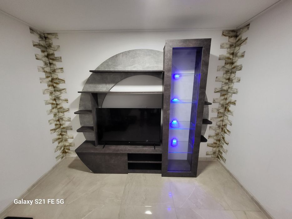 Секция с лед осветление