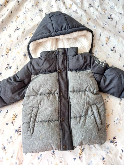 Зимно яке ,по етикет 98,но отговаря на 92