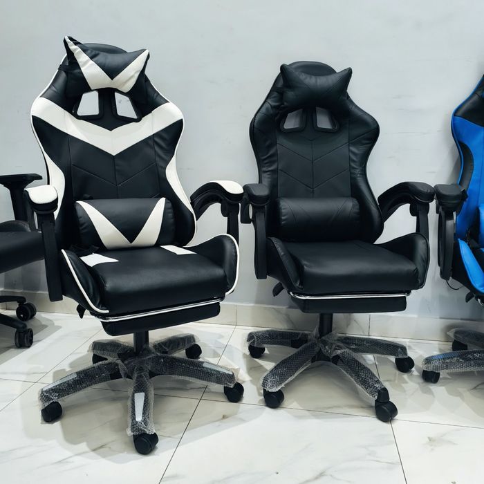 Геймерское кресло Спортивное кресло