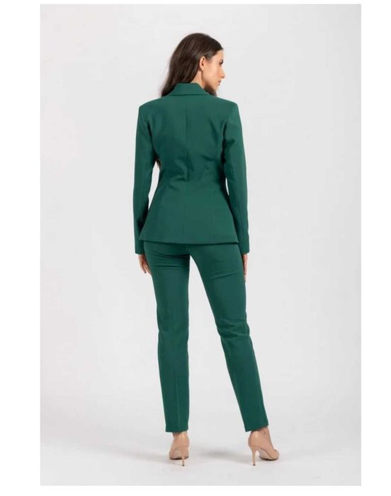 Costum dama verde. NOU Costum albastru