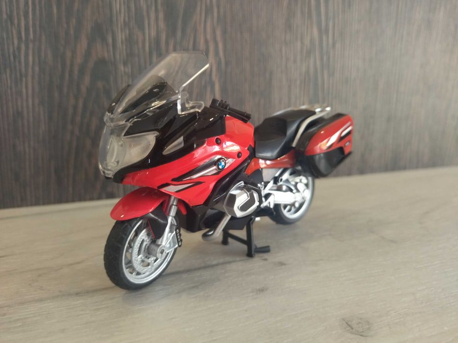Метален мотор BMW R1250 RT !!!