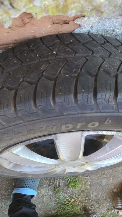 Продавам части за Пежо 406 1.8бензин 2002 година