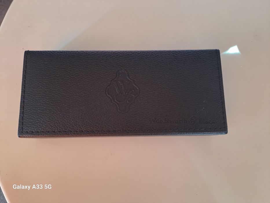 Stilou Wordsworth&black